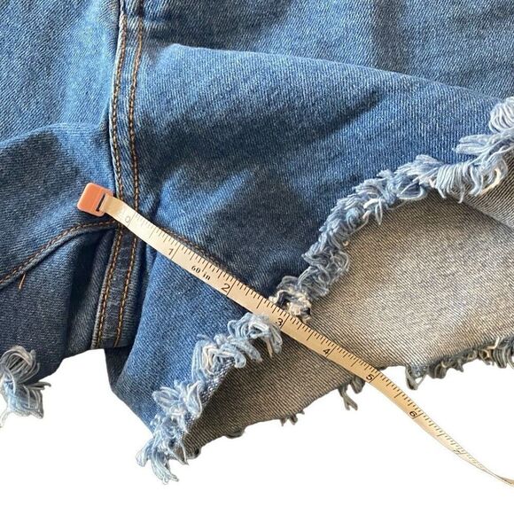 Dear John GiGi shorts high rise size 32 cut off - Picture 7 of 9